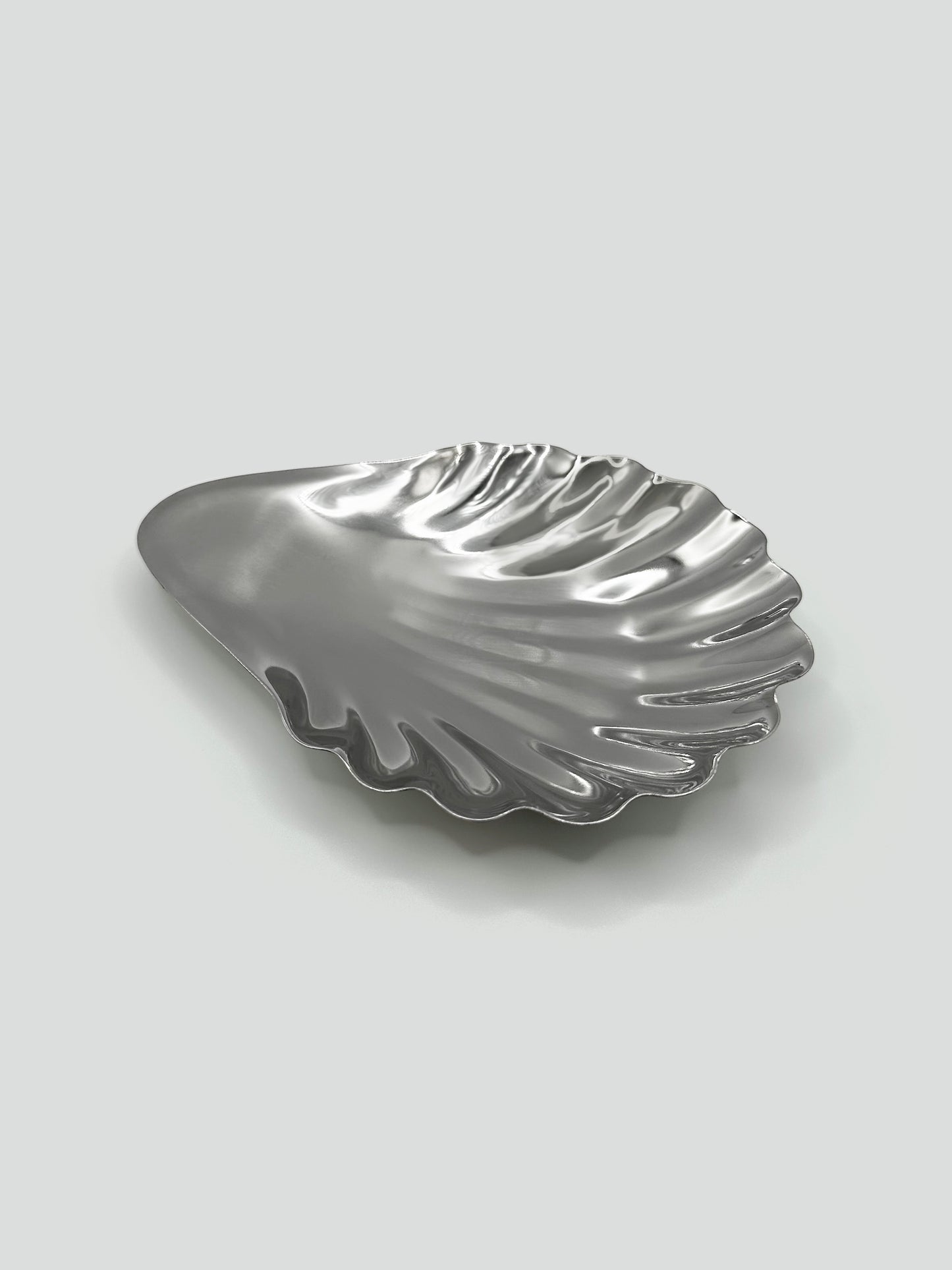 silver-plated shell tray